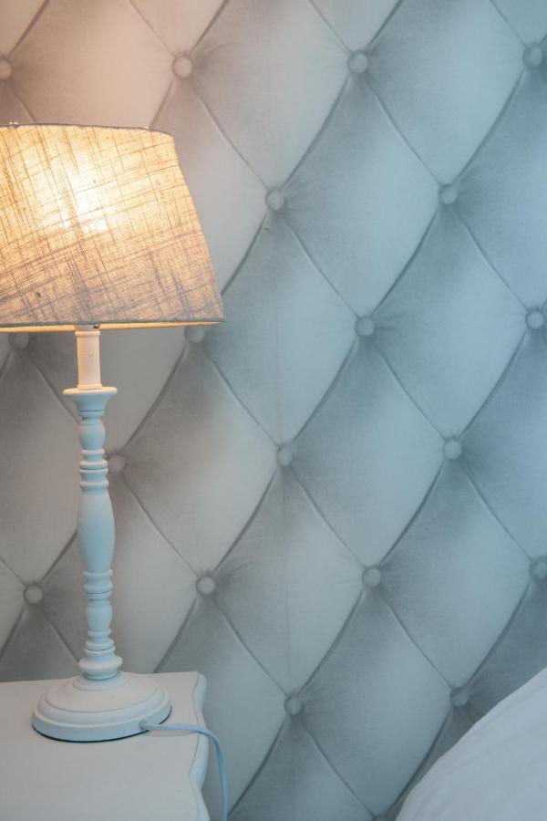 L'Heure Bleue Gites Et Chambres D'Hotes Givenchy-en-Gohelle ภายนอก รูปภาพ