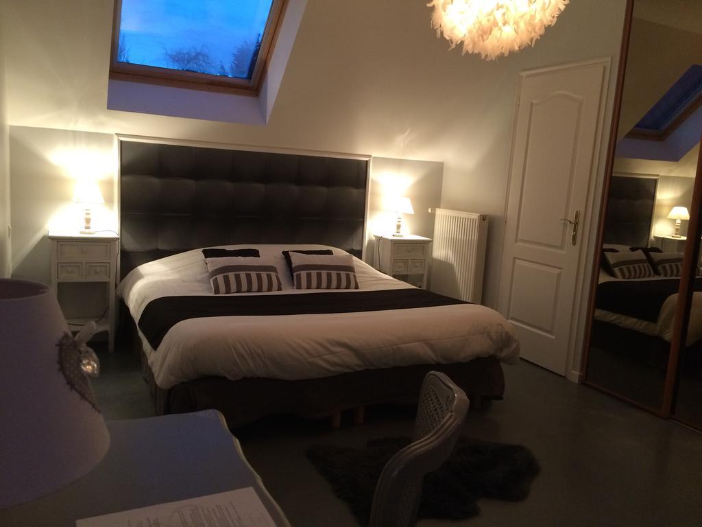 L'Heure Bleue Gites Et Chambres D'Hotes Givenchy-en-Gohelle ภายนอก รูปภาพ
