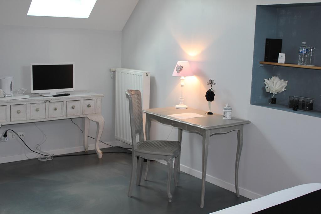 L'Heure Bleue Gites Et Chambres D'Hotes Givenchy-en-Gohelle ภายนอก รูปภาพ