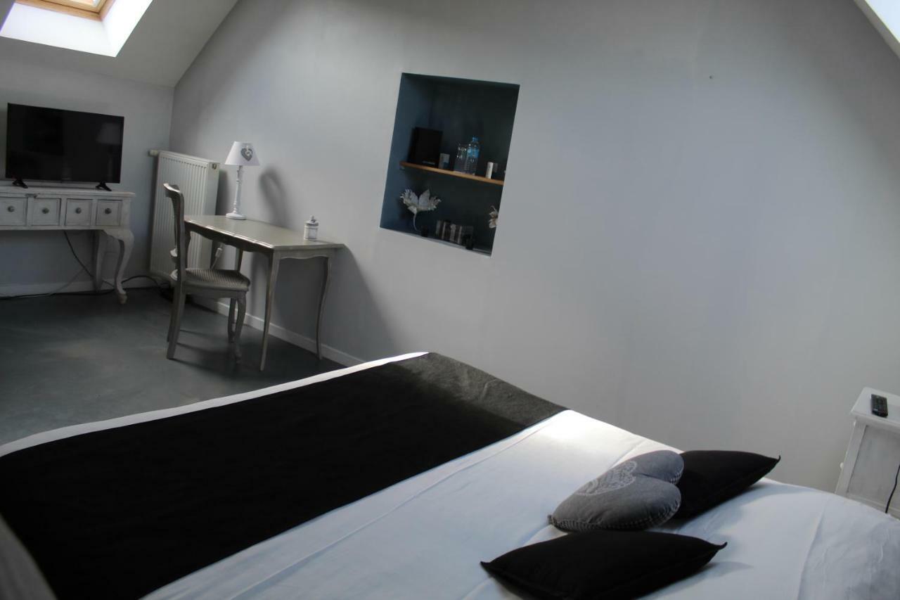 L'Heure Bleue Gites Et Chambres D'Hotes Givenchy-en-Gohelle ภายนอก รูปภาพ